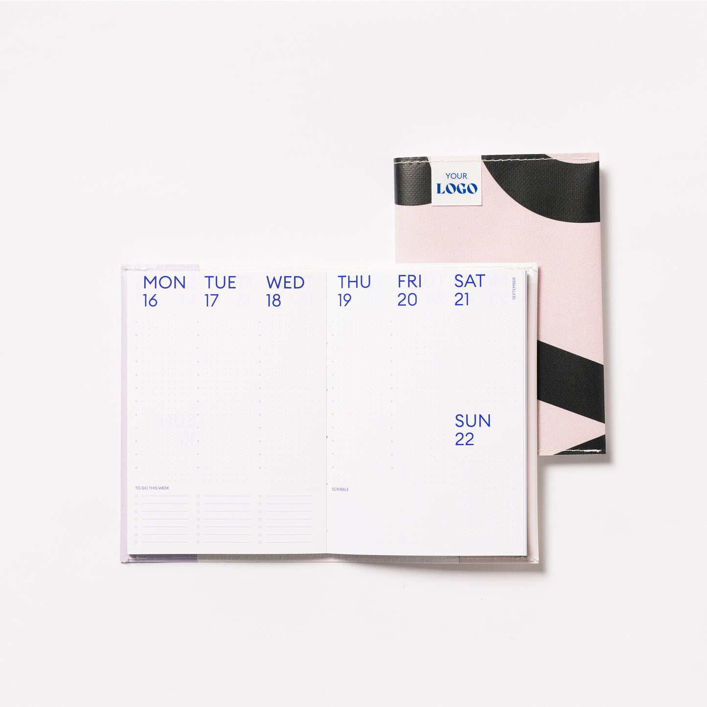 This agenda is the perfect assistant for all your daily adventures.